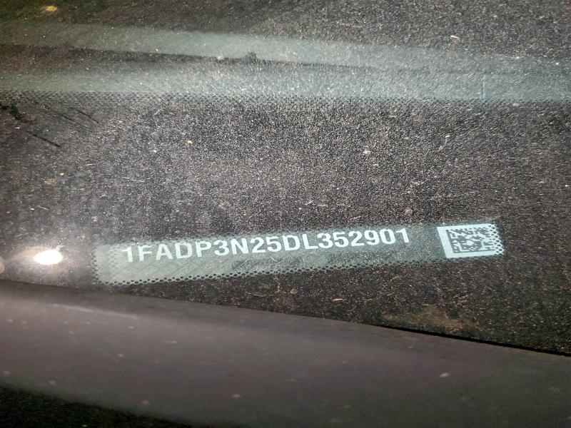 1FADP3N25DL352901