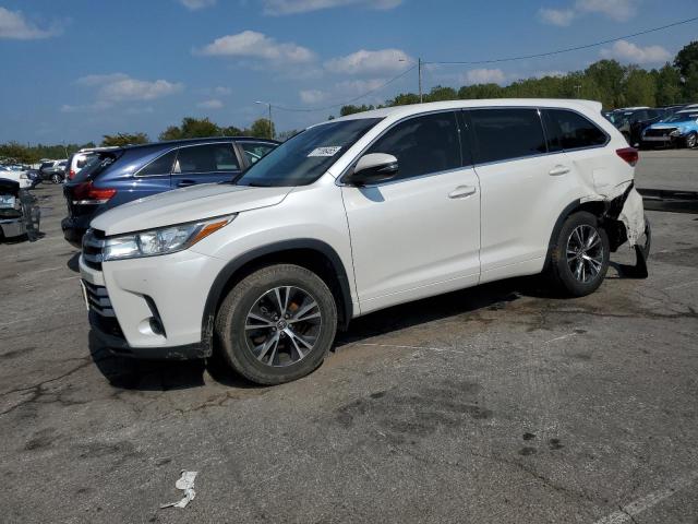 2017 TOYOTA HIGHLANDER LE — VIN 5TDZARFH1HS026105
