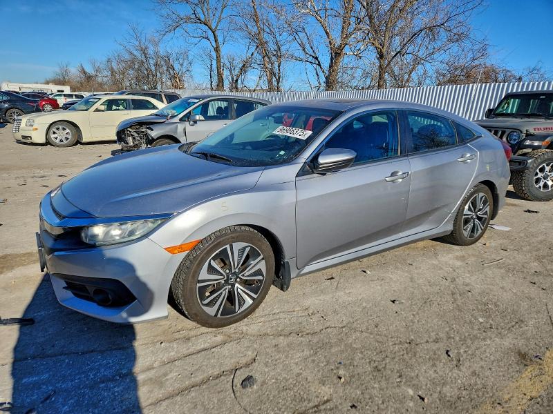 2017 HONDA CIVIC SEDA — VIN 19XFC1F38HE001750
