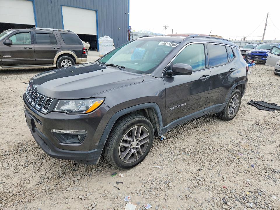 2017 JEEP COMPASS — VIN 3C4NJDBB5HT672093