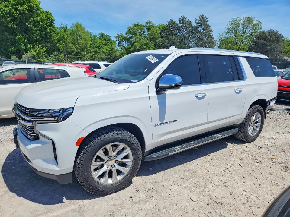 2022 CHEVROLET SUBURBAN — VIN 1GNSKFKD3NR206235