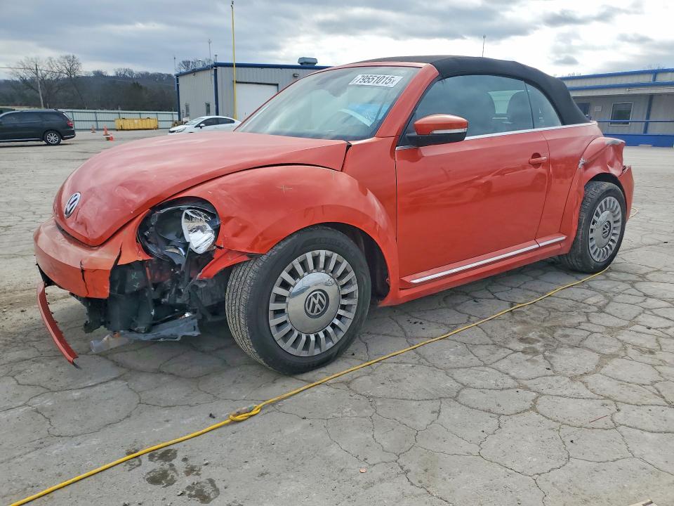 2016 VOLKSWAGEN BEETLE — VIN 3VW517AT6GM809768