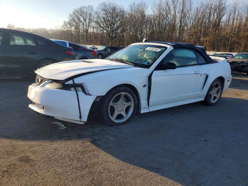 2000 FORD MUSTANG GT — VIN 1FAFP45XXYF150232