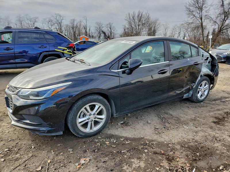 2018 CHEVROLET CRUZE LT — VIN 1G1BE5SM0J7123242