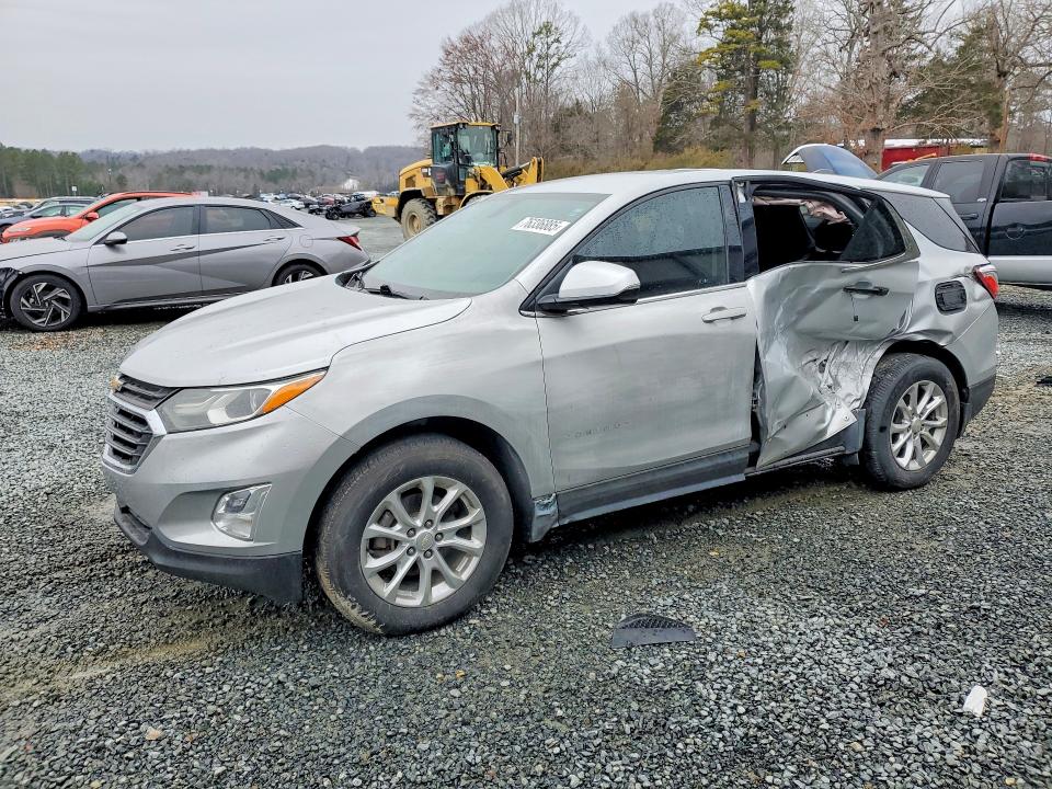 2018 CHEVROLET EQUINOX LT — VIN 2GNAXJEVXJ6282447
