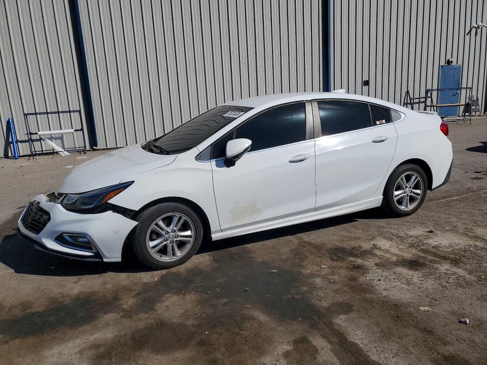 2017 CHEVROLET CRUZE LT — VIN 1G1BE5SM1H7275203