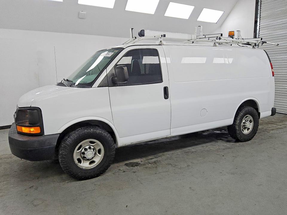 2016 CHEVROLET EXPRESS G2500 — VIN 1GCWGAFF7G1334750