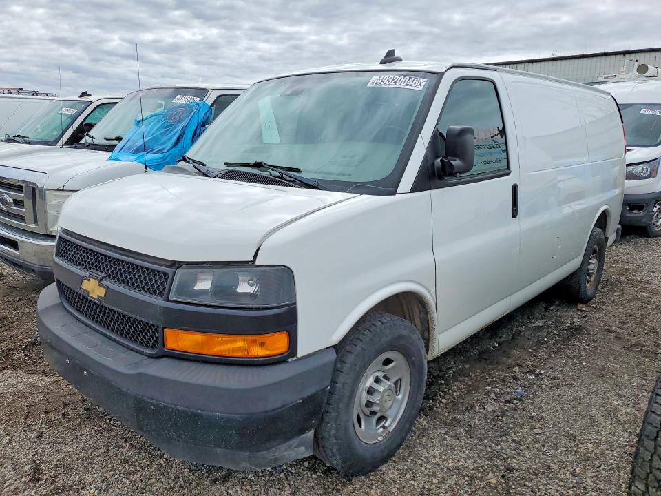 2019 CHEVROLET EXPRESS G2500 — VIN 1GCWGAFP1K1371360