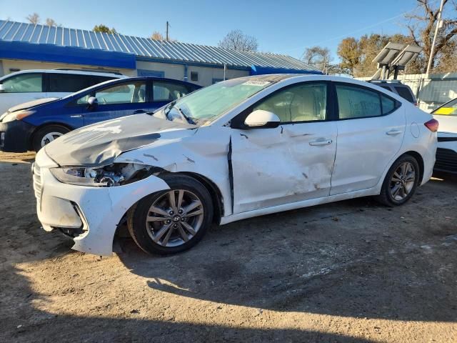 2017 HYUNDAI ELANTRA — VIN 5NPD84LF0HH014240