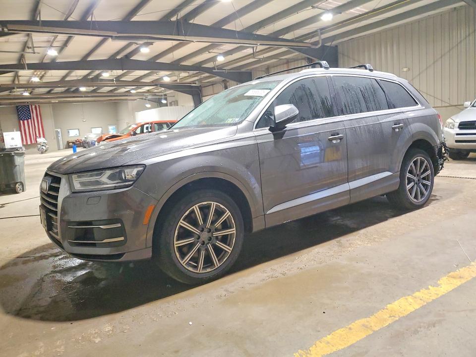 2018 AUDI Q7 — VIN WA1LAAF78JD046426