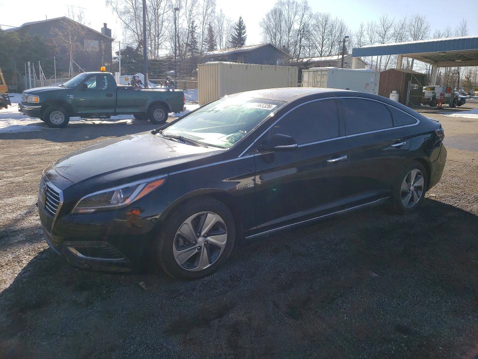 2017 HYUNDAI SONATA HYBRID — VIN KMHE34L12HA048304