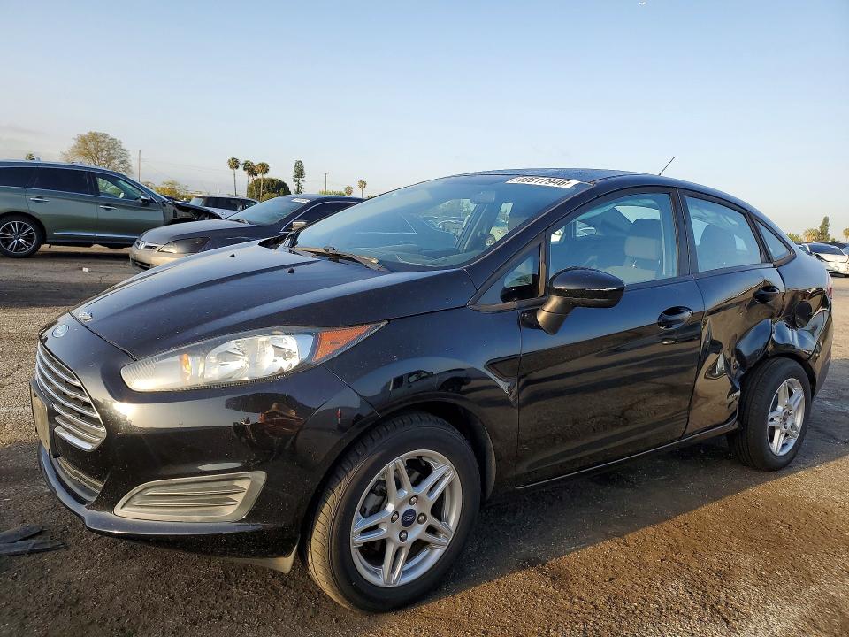 2017 FORD FIESTA — VIN 3FADP4BJ0HM132944