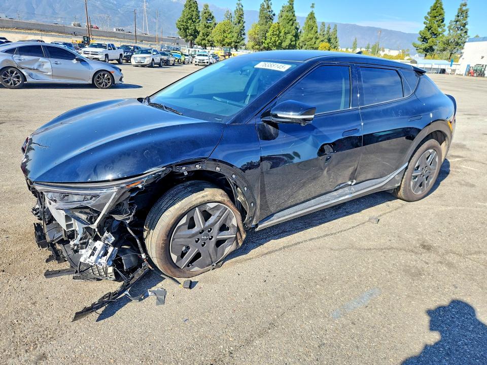 2025 KIA EV6 — VIN 5XYC34JAXSG011698