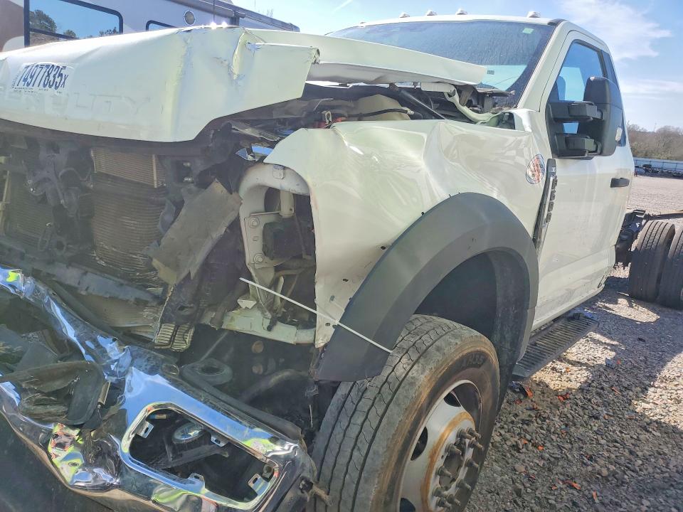 2024 FORD F600 — VIN 1FDFF6LT4RDA35143