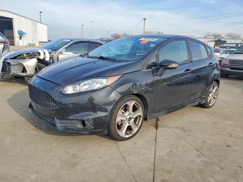 2015 FORD FIESTA ST — VIN 3FADP4GX7FM213420