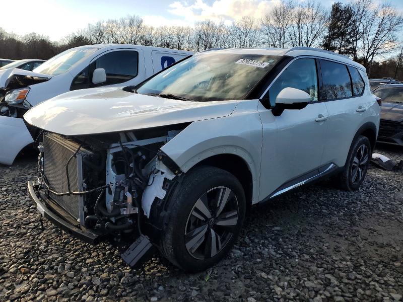 2023 NISSAN ROGUE SL — VIN 5N1BT3CB5PC882060