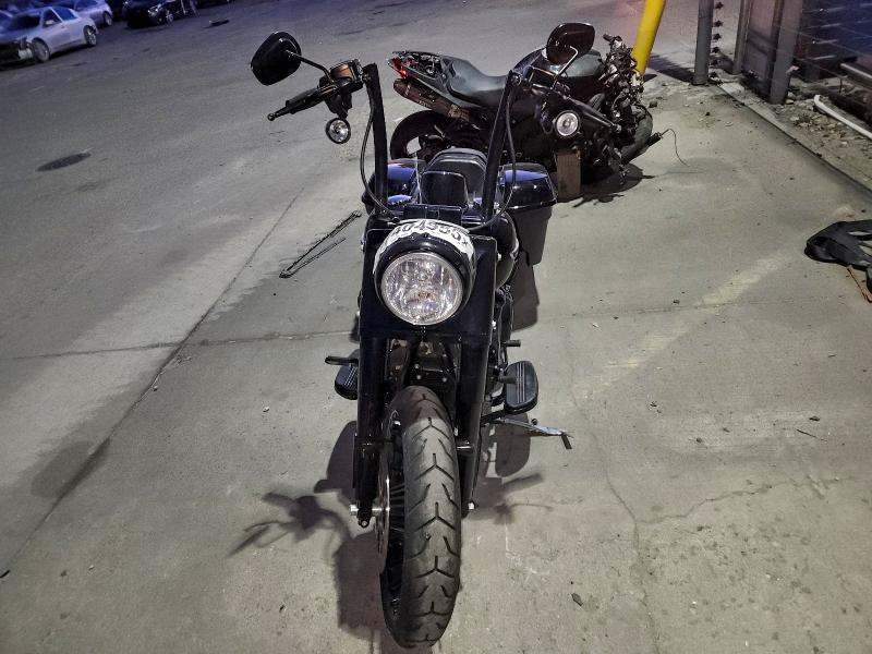 1HD1KVC16JB605984