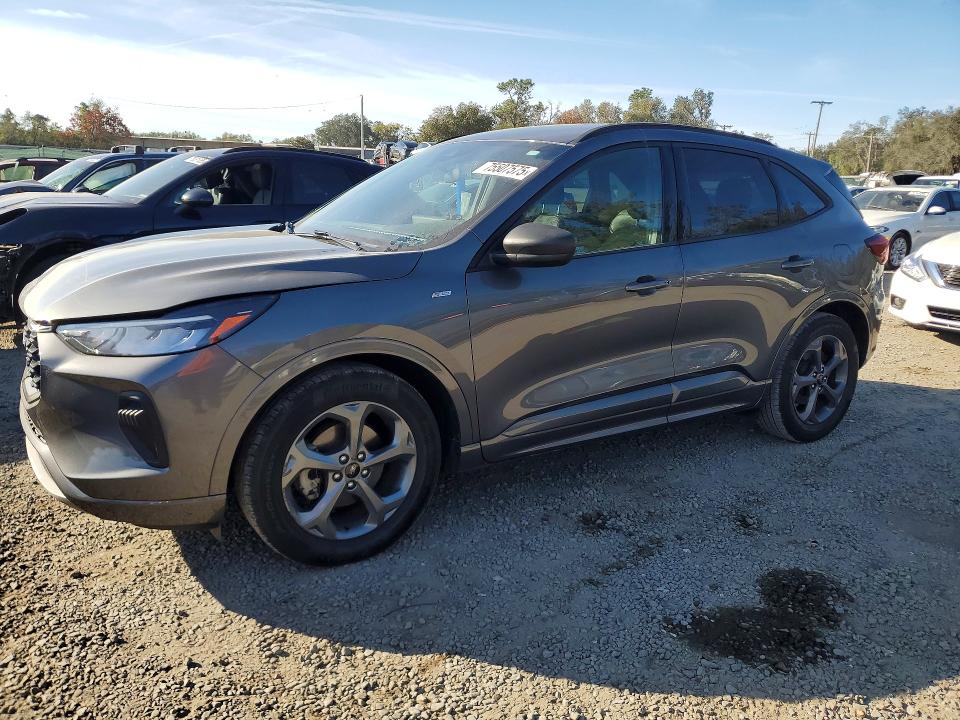 2023 FORD ESCAPE — VIN 1FMCU0MN2PUA85641