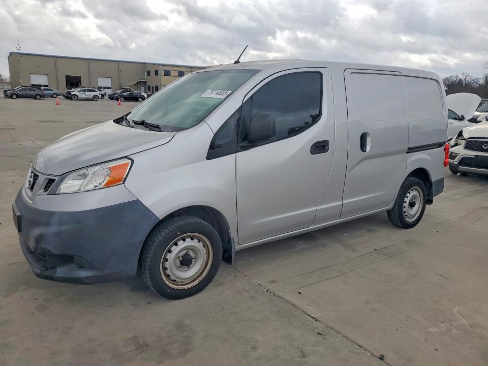 2015 NISSAN NV200 — VIN 3N6CM0KN6FK720217