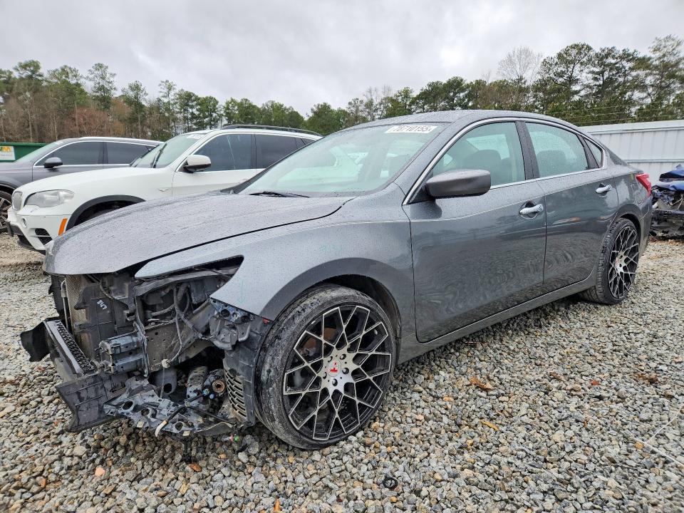 2017 NISSAN ALTIMA — VIN 1N4AL3AP4HC164215