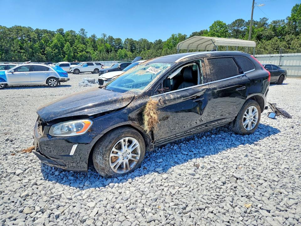 2016 VOLVO XC60 — VIN YV440MDK9G2823204