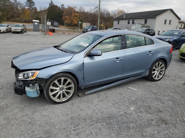 2018 VOLVO S60 — VIN LYV402TK5JB178954