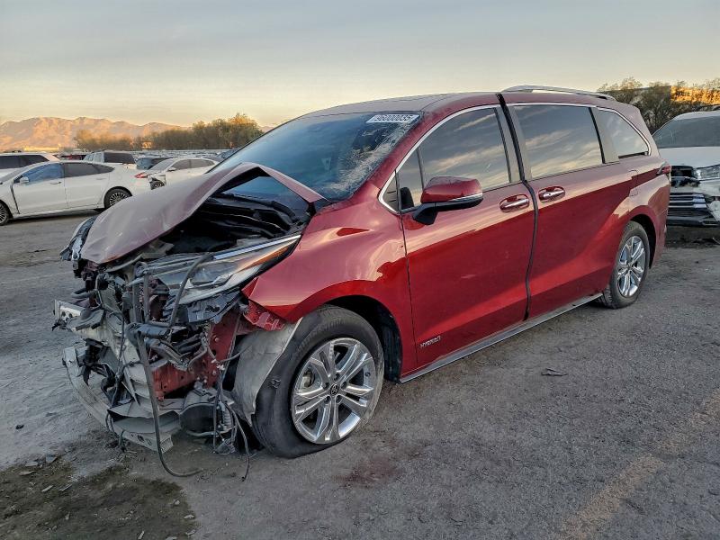 2021 TOYOTA SIENNA LIM — VIN 5TDESKFC1MS037543