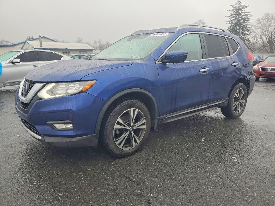 2018 NISSAN ROGUE — VIN 5N1AT2MV1JC822329