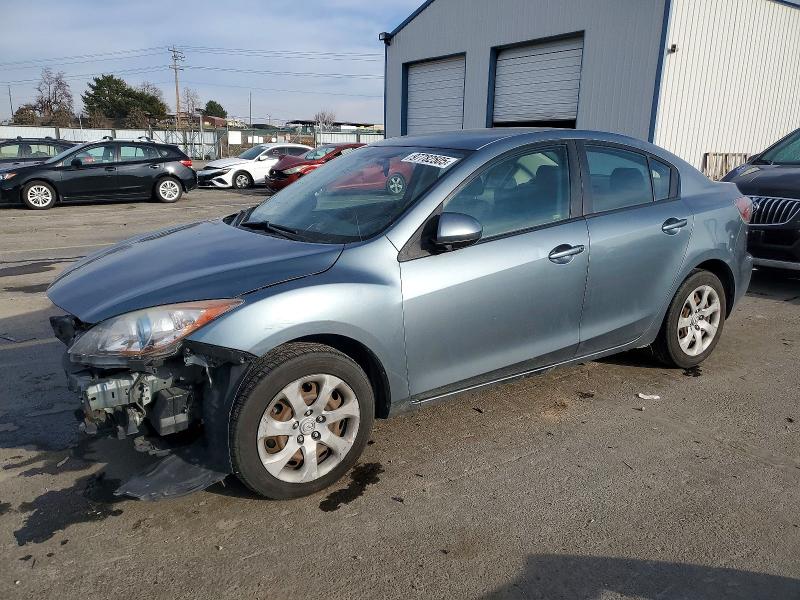 2013 MAZDA 3 I — VIN JM1BL1UP7D1759029