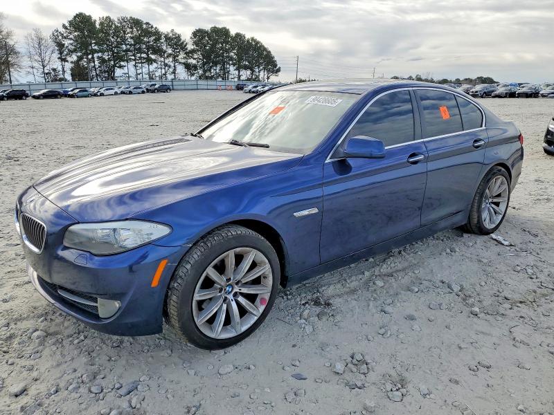 2013 BMW 528 XI — VIN WBAXH5C58DDW12664