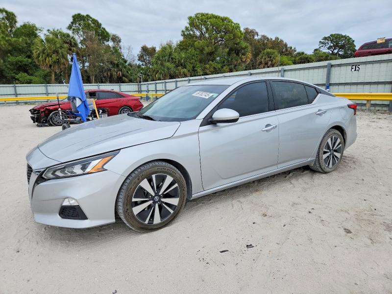 2022 NISSAN ALTIMA SV — VIN 1N4BL4DV2NN335726
