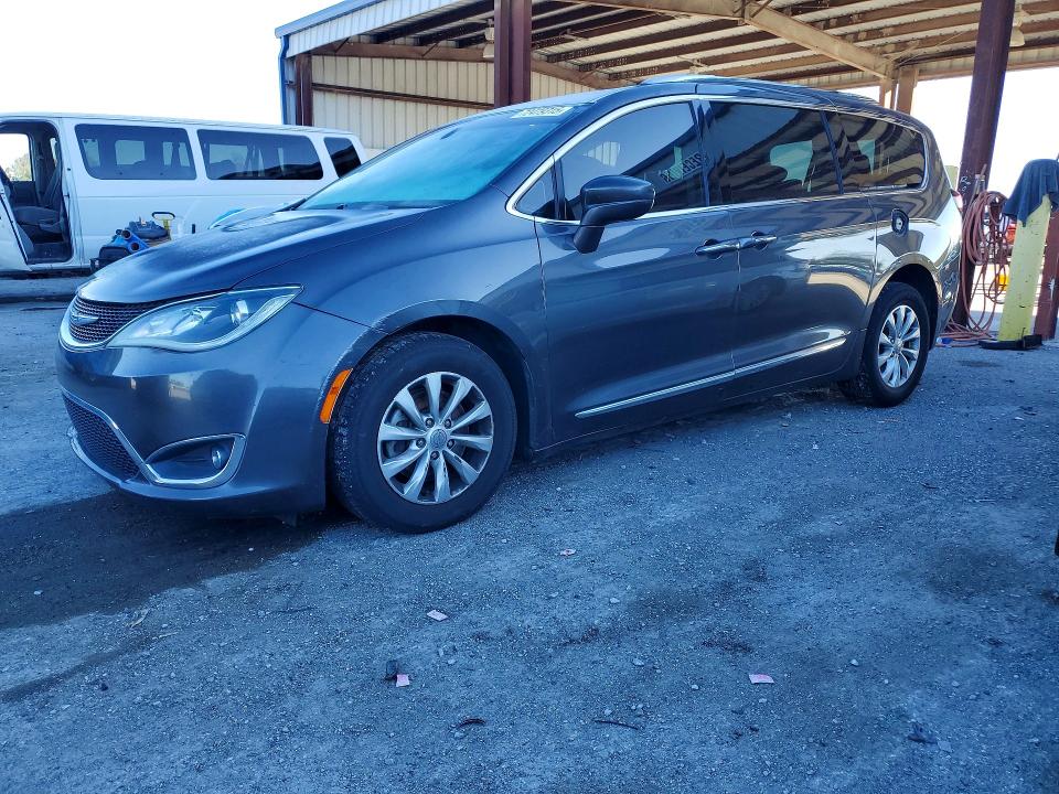 2018 CHRYSLER PACIFICA T — VIN 2C4RC1BG4JR113598