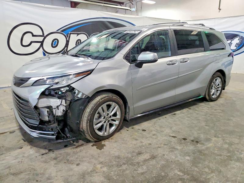 2025 TOYOTA SIENNA LIM — VIN 5TDZSKFC6SS175240