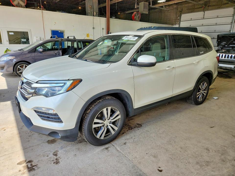 2017 HONDA PILOT — VIN 5FNYF6H59HB004632