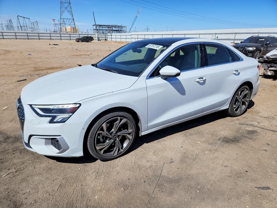 2022 AUDI A3 — VIN WAUHUDGYXNA058190