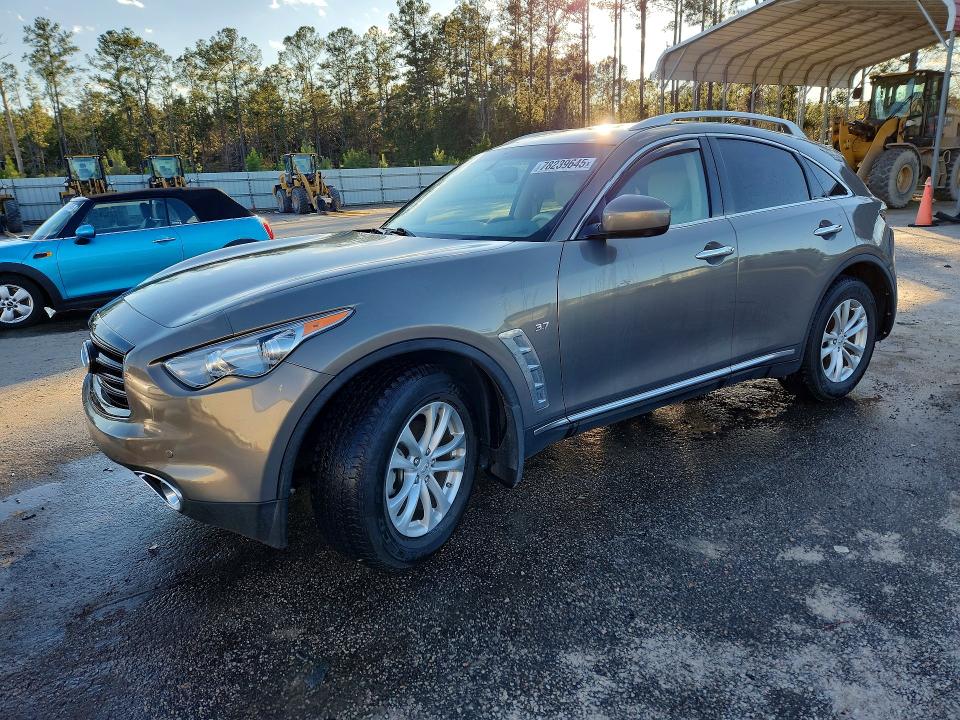 2015 INFINITI QX70 — VIN JN8CS1MU8FM380334