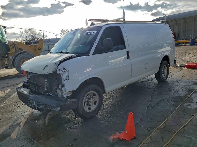 2017 CHEVROLET EXPRESS G2500 — VIN 1GCWGAFFXH1127982