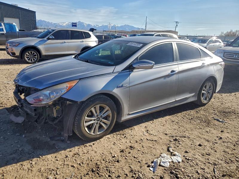 2015 HYUNDAI SONATA HYBRID — VIN KMHEC4A46FA121202
