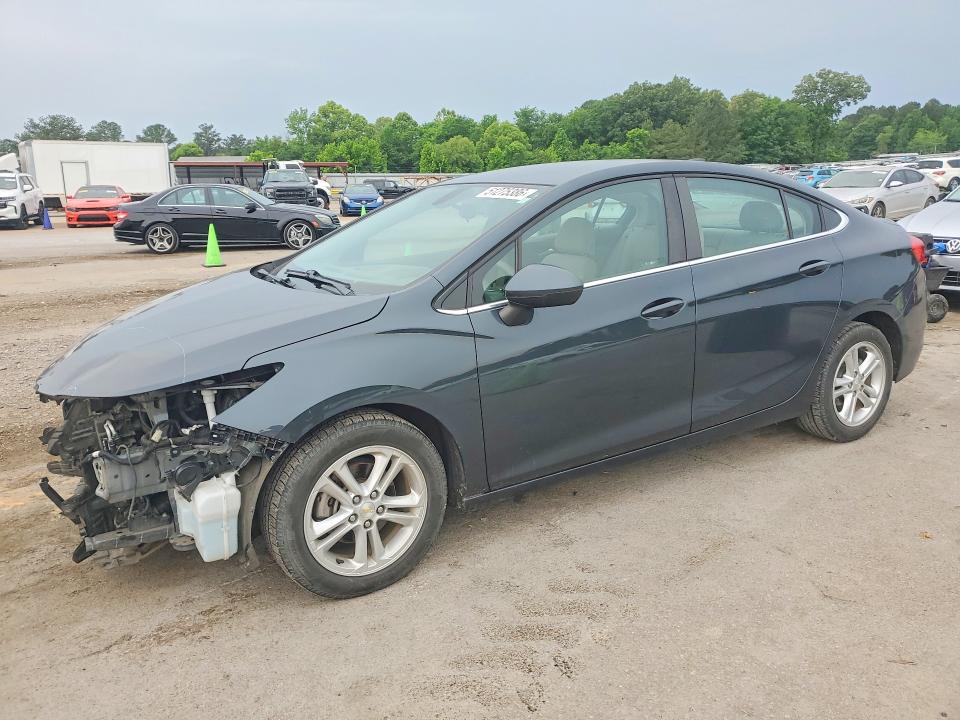 2018 CHEVROLET CRUZE — VIN 1G1BE5SM8J7221449