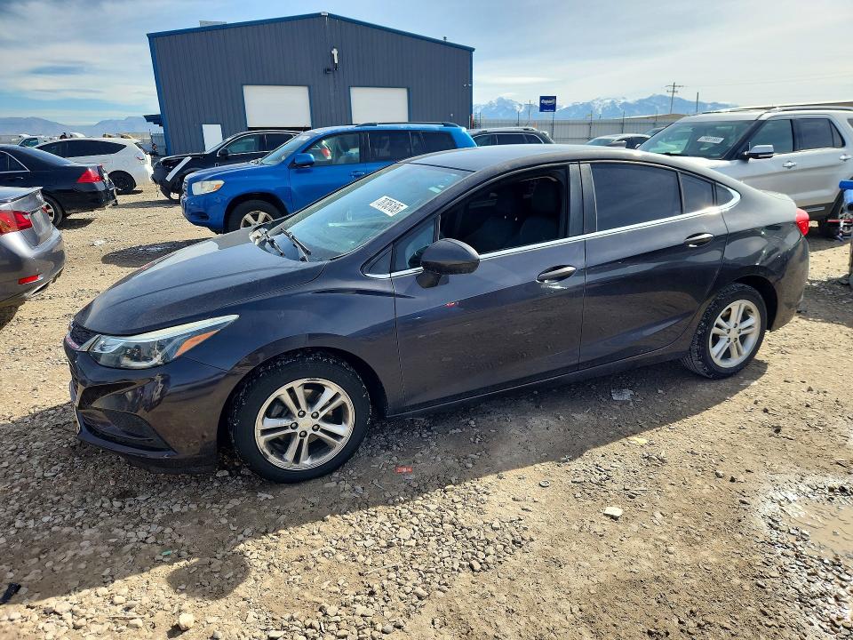 2017 CHEVROLET CRUZE — VIN 1G1BE5SM2H7270592