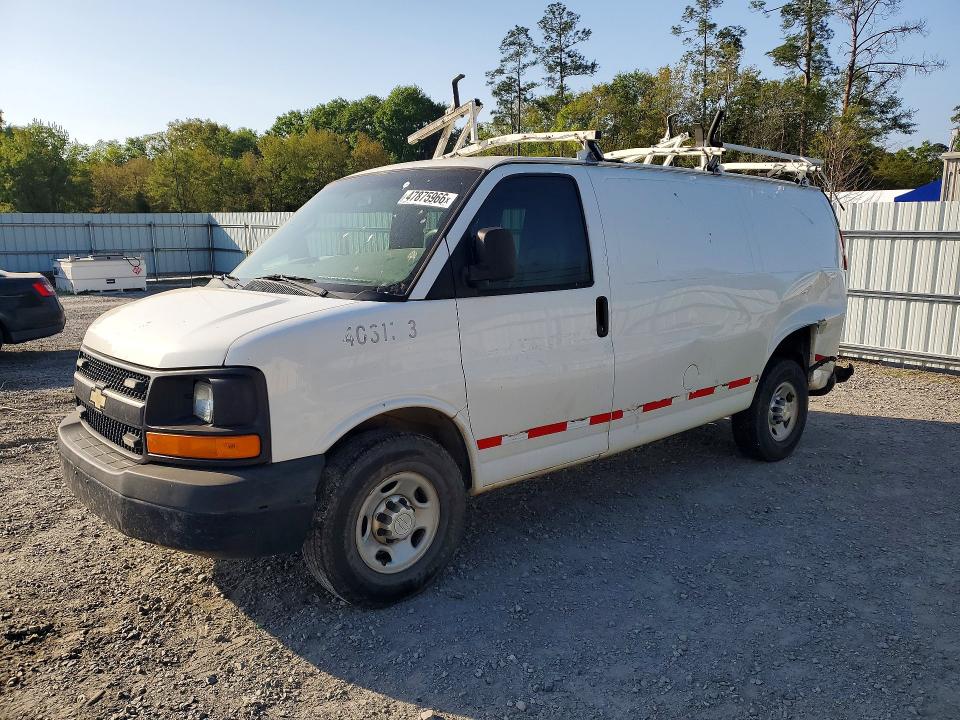 2015 CHEVROLET EXPRESS G2500 — VIN 1GCWGFCG5F1102124