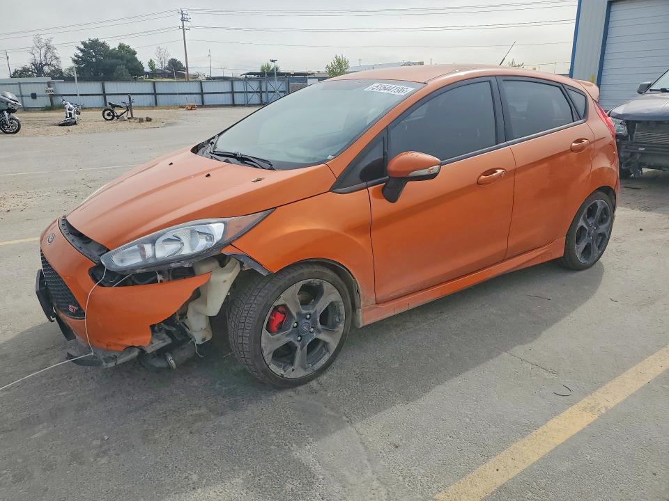 2018 FORD FIESTA — VIN 3FADP4GX5JM136877