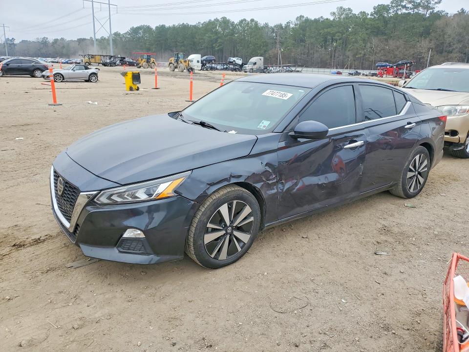 2022 NISSAN ALTIMA SV — VIN 1N4BL4DV4NN306616