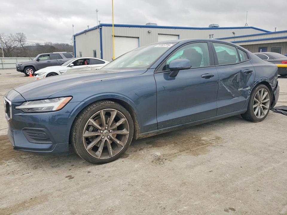 2020 VOLVO S60 — VIN 7JR102FK5LG054402