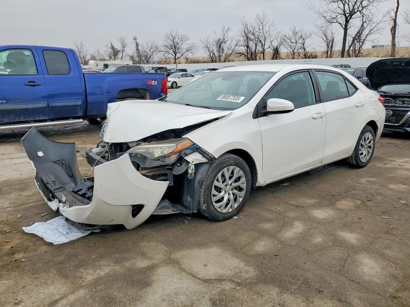 2018 TOYOTA COROLLA — VIN 5YFBURHE8JP827267