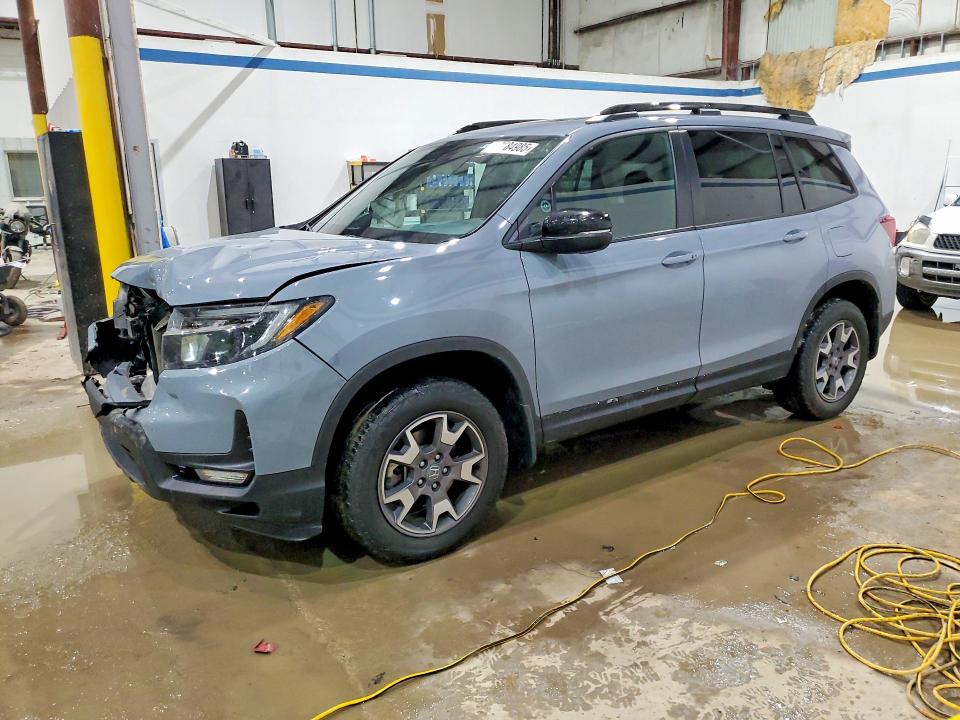 2023 HONDA PASSPORT — VIN 5FNYF8H64PB015640