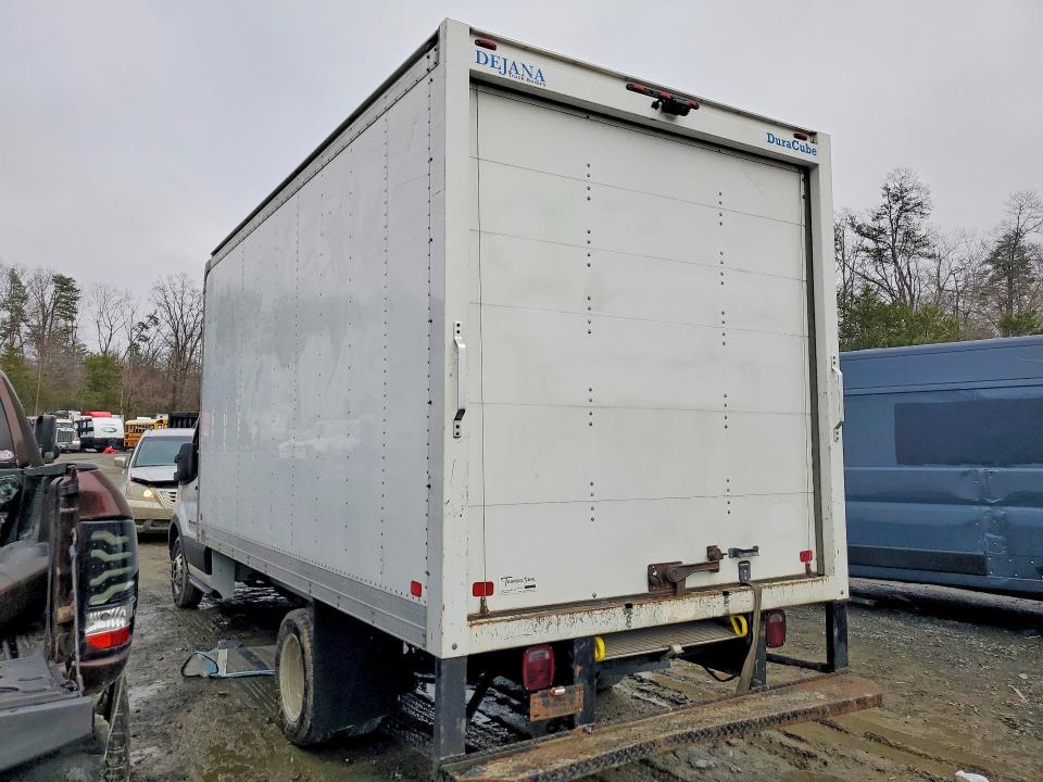 1FDBF6P83LKA97186
