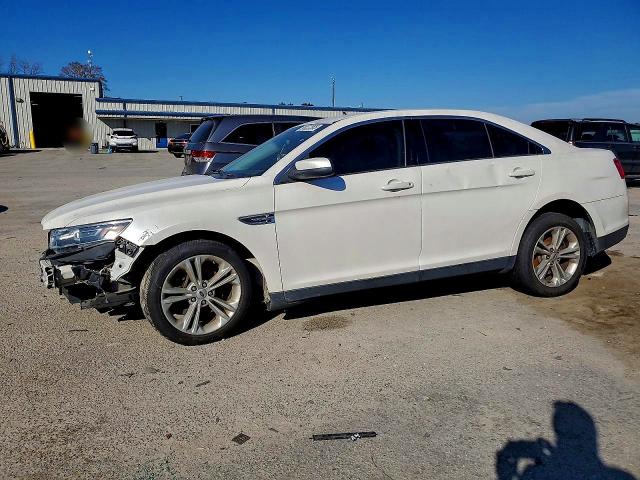 2016 FORD TAURUS — VIN 1FAHP2E83GG129091