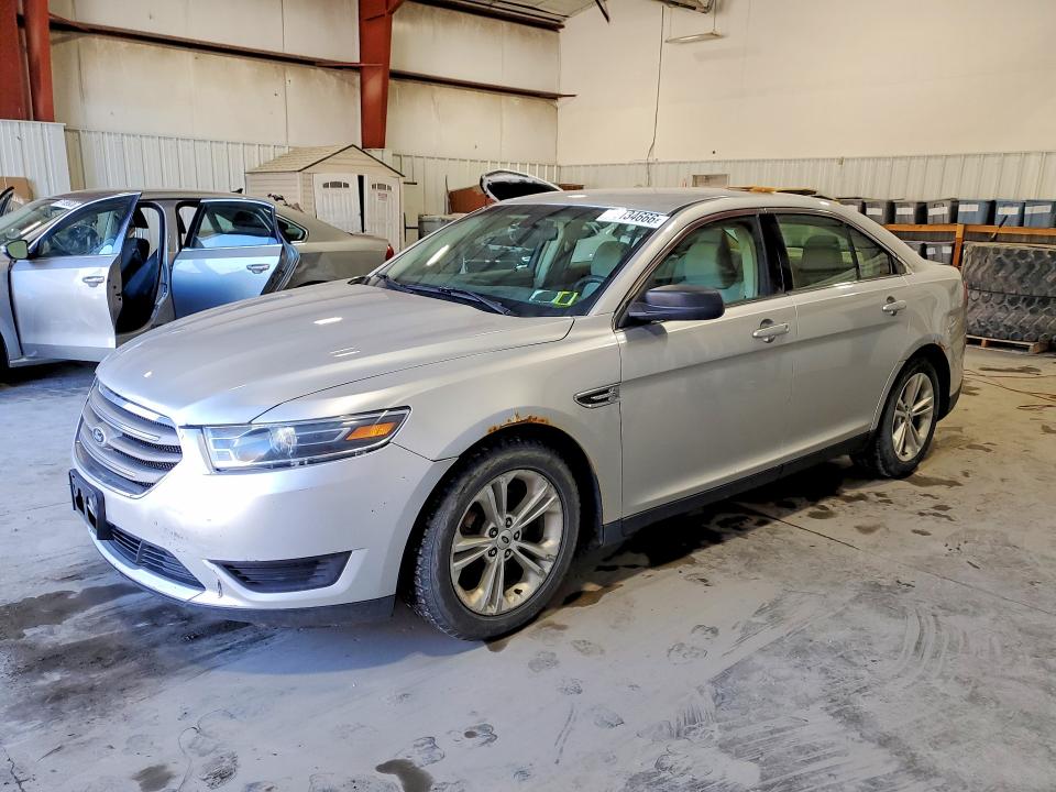 2015 FORD TAURUS — VIN 1FAHP2D82FG154483