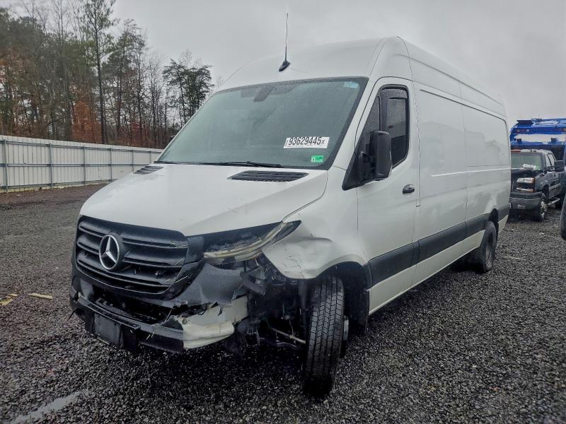 2019 MERCEDES-BENZ SPRINTER 3 — VIN WD3PF4CDXKP057152